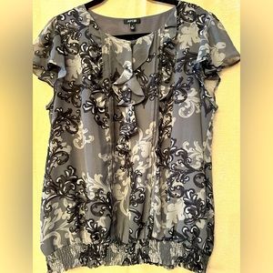 Apt. 9 short sleeve blouse sz. XL